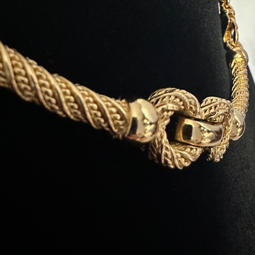 ❌SOLD❌ 💎 Dior Choker Necklace - Picture 6 of 11
